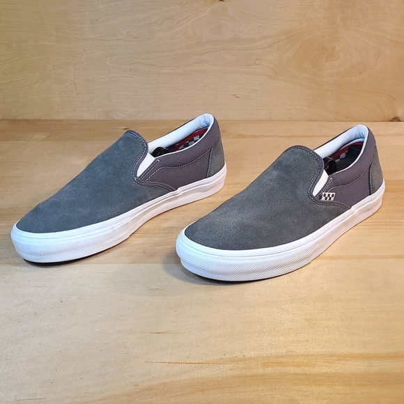 Vans Classic Slip-On Gray Canvas/Suede Men's Athletic Shoes - Picture 4 of 11